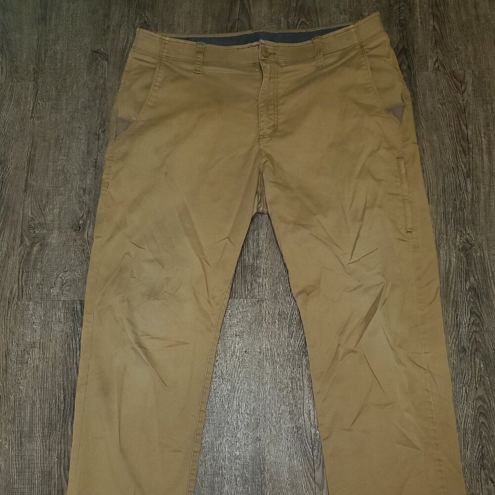 Dockers Faded Glory Tan Pants - Size 38x32